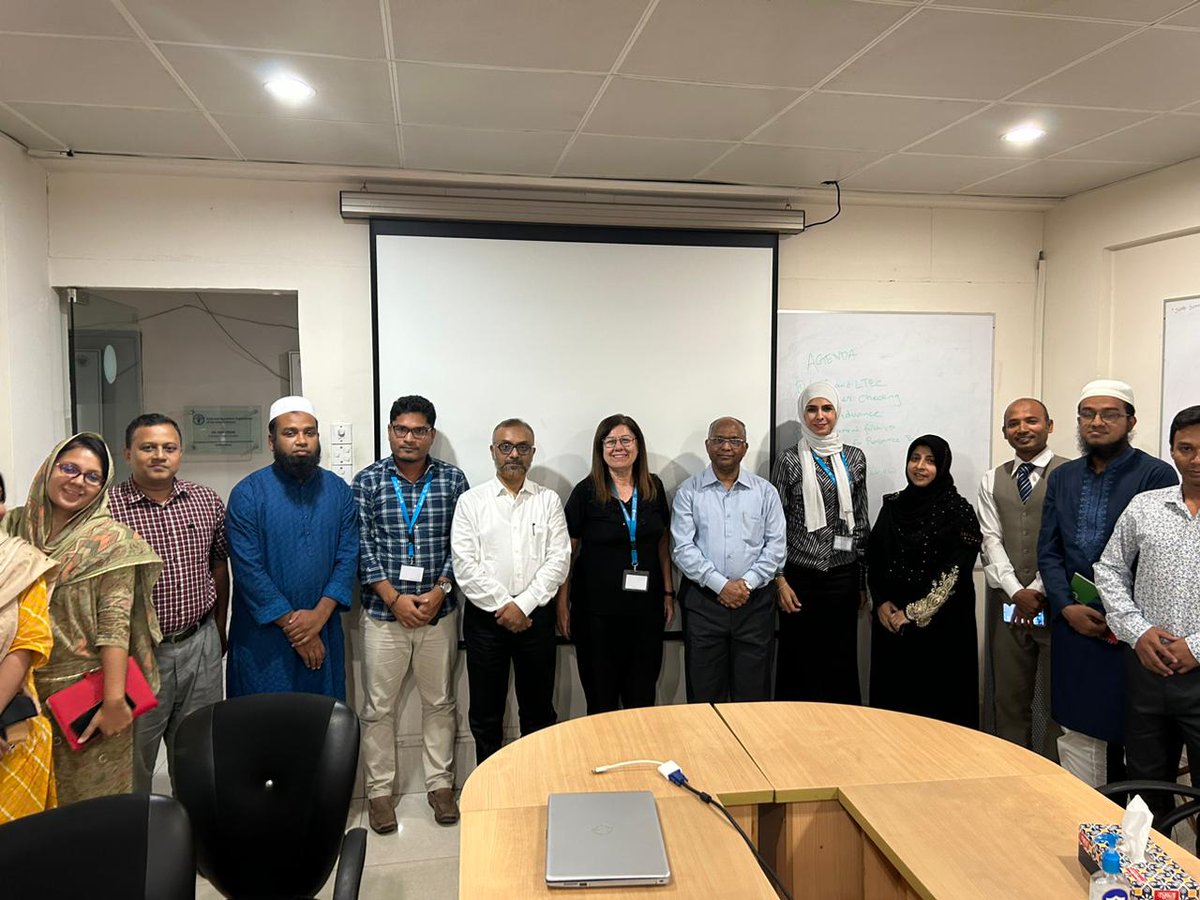 EMPHNET's tweet photo. As part of their visit to #Bangladesh, the GHD|EMPHNET team met with fellows from the Bangladesh #Field #Epidemiology Training Program #FETPB and the Field Epidemiology Training Program for #Veterinarians #FETPV. They also met with #SAFTYNET to discuss progress.
@CDCGlobal https://t.co/qGUPltiVZV