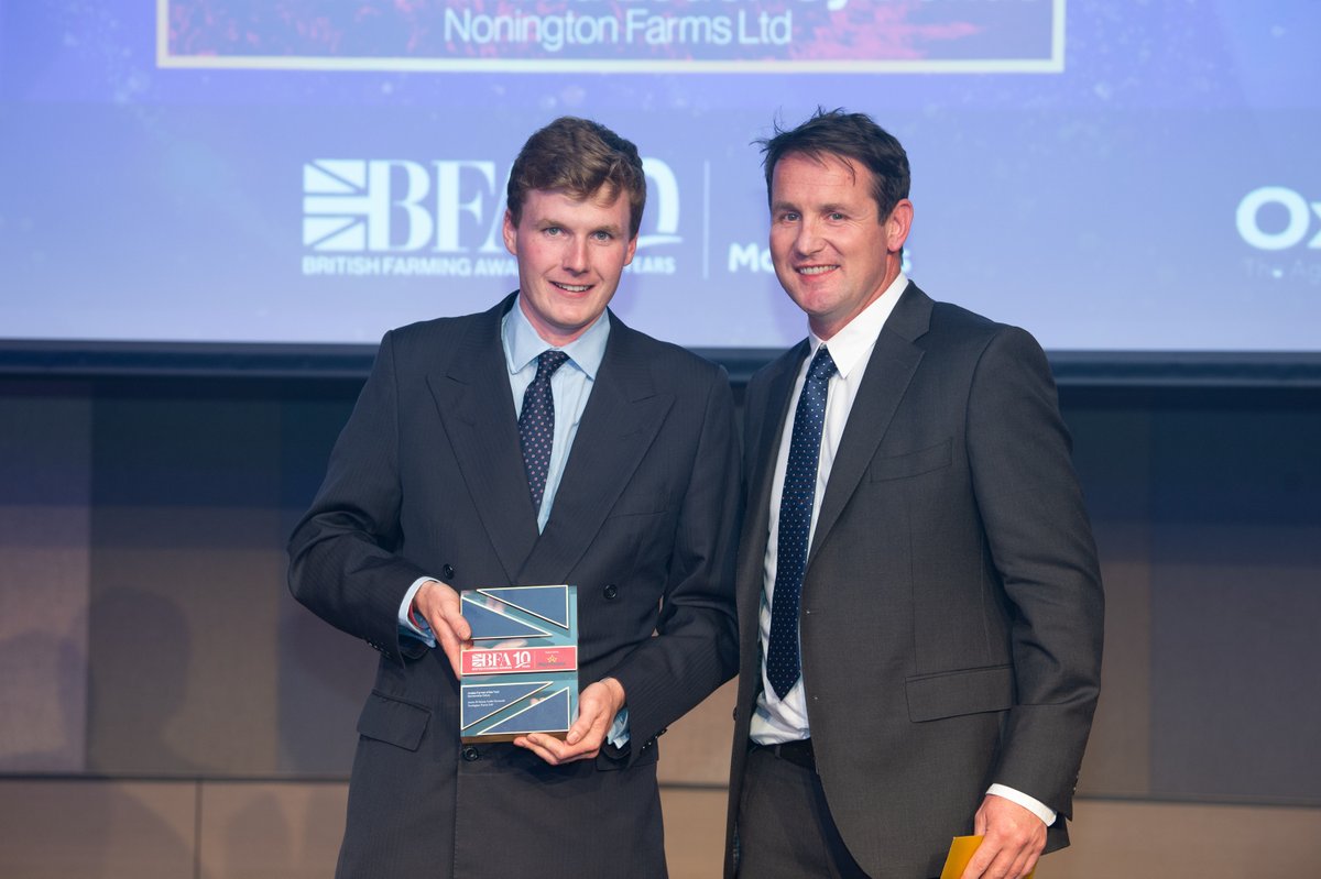 Congratulations to our 2022 Arable Farmer of the Year, James &amp; Emma Loder-Symonds of Nonington Farms 🌾🏆 #BFA22 #OxburyBank <a href="/Morrisons/">Morrisons</a> britishfarmingawards.co.uk/james-and-emma…