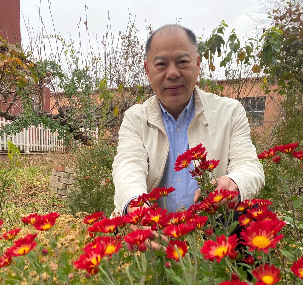 BohaiUniversity's tweet photo. professor of bohai https://t.co/r1H0RJ6rEW