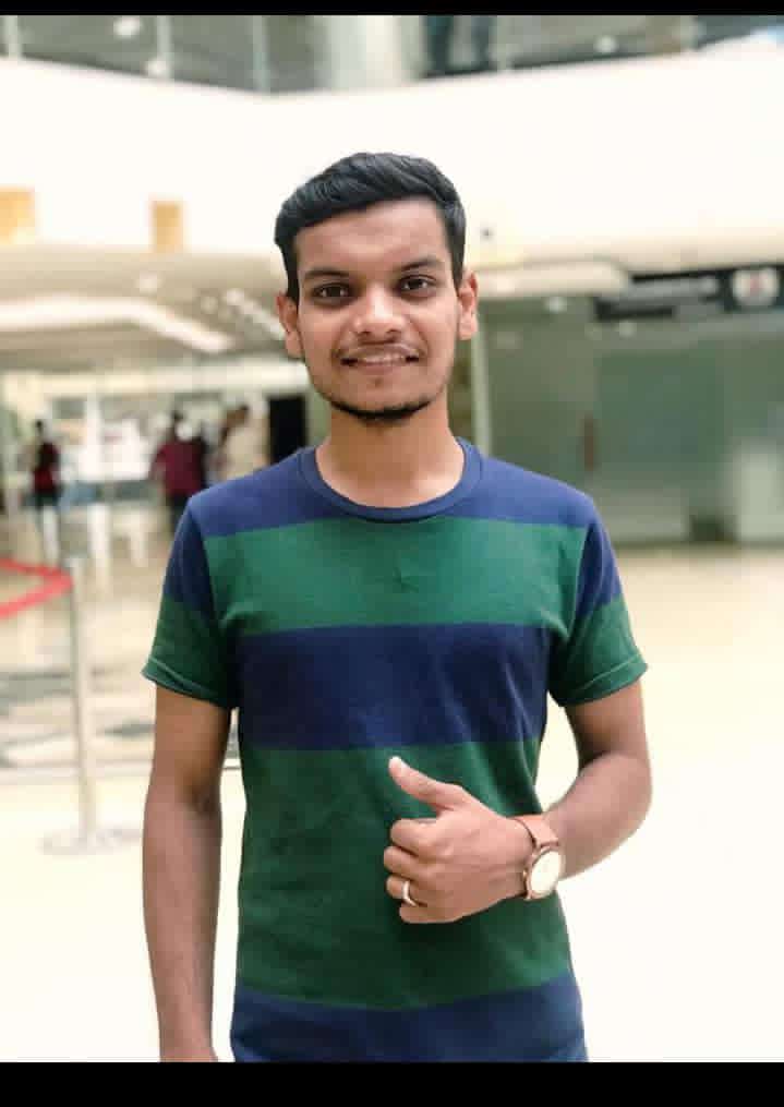 dharmu15268178's tweet photo. मोहित नरेशजी देवडा साकीनाका
२ दिन से लापता ह किसको को मिले या दिखें  तो तुरंत इस नम्बर  पर सम्प्पर्क् करें 9892914562
                  9324038302 https://t.co/McS4m9lL81