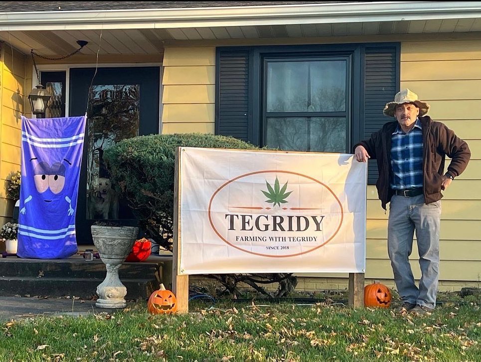 Isabella (@bellaa_solis) on Twitter photo <a href="/tegridyfarms/">Tegridy Farms</a> I think my dad wins this halloween special 😮💨🍃 <a href="/tegridyfarms/">Tegridy Farms</a> <a href="/SouthPark/">South Park</a> <a href="/tegridyfarms/">Tegridy Farms</a> I think my dad wins this halloween special 😮💨🍃 <a href="/tegridyfarms/">Tegridy Farms</a> <a href="/SouthPark/">South Park</a>