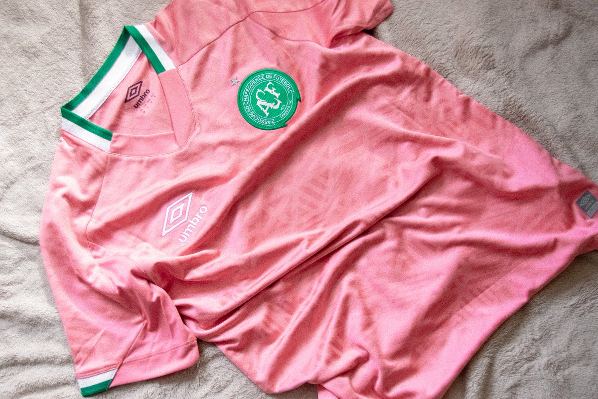 phildelves's tweet image. 👕 *GIVEAWAY* 👕

Wake up babe, new @futfanatics giveaway just dropped.

To win this lovely Chapecoense shirt:

1. RT and like this post
2. Follow @futfanatics and myself