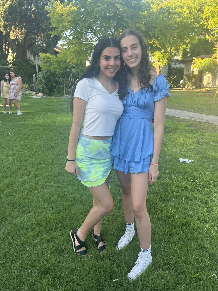 ‼️BREAKING NEWS‼️ 
This just in, Sami Cooper, the international gizborit wants YOU to sign up for Michigan regions giving Tuesday red carpet movie night!! 

all proceeds go to the ISF and Michigan regions giving Tuesday campaign 

#SamiApproved <a href="/BBGGizborit/">Sophie Goodman (she/her)</a>