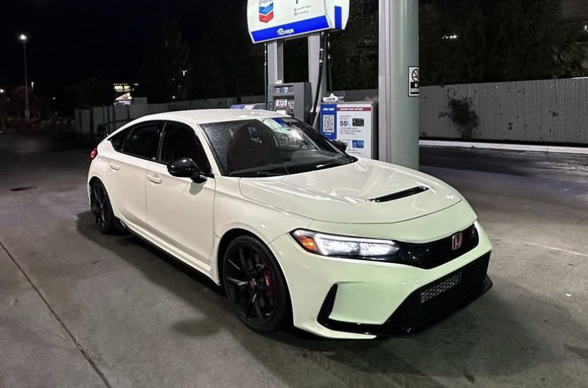 CivicX_com's tweet photo. 🤩 Congrats to Our First FL5 Civic Type R Owner! Here’s His First Impressions Review https://t.co/2iOMCrPKJx https://t.co/lFTEpTALdw