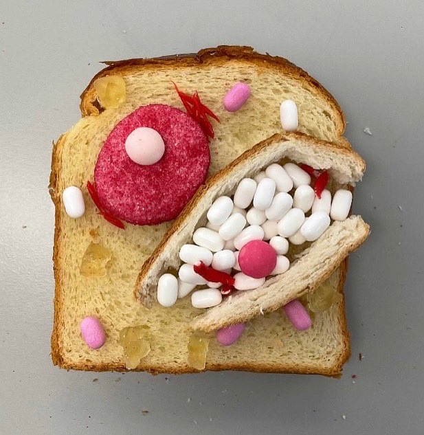 Arts_WEK's tweet photo. Our Year 7 Science and Art Scheme of Work is in full swing! Students have been linking their learning of cells in science to their art lessons by creating ‘sweet cells.’ 

#scienceoflearning #hplcreativity #hpllinking #wek_visual_arts #gemseducation https://t.co/8Ll8Q2Ujd1