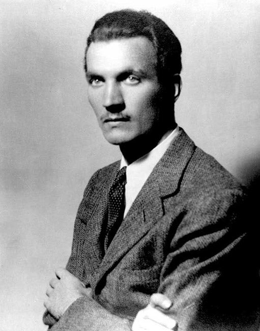 'When I left, the President was still smiling and fresh. I felt fatigued,' Jan Karski on his meeting with Franklin Delano Roosevelt, in which he described to the U.S. President the horrors of the Holocaust. Earlier today we paid our respects to this Polish hero. #AllSaintsDay
