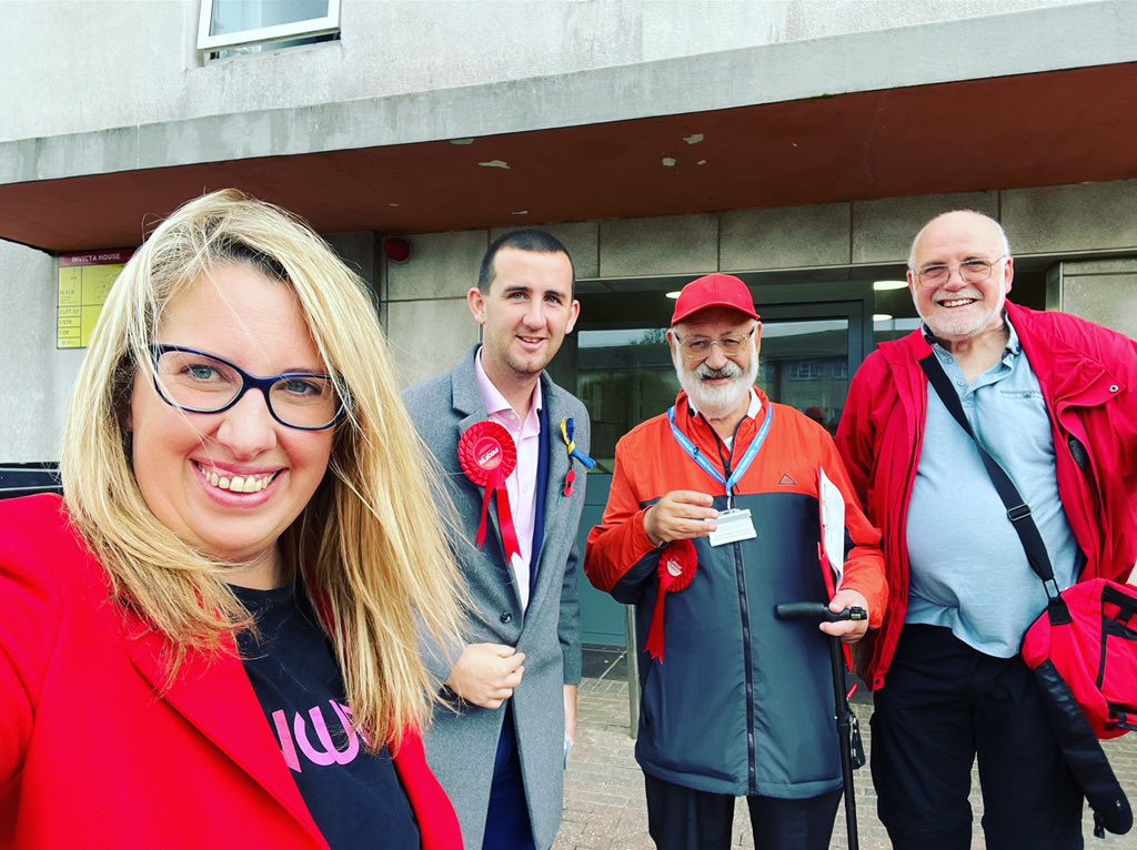 CharloCornell's tweet photo. Out in Dane Valley, Margate this morning with @JackPackman plus Barry &amp; Harry for 100+ doors of #labourcanvass - the councillors here are out every week, looking out for people and seeing where they can help. I think a few key Kent councils are turning red next year! https://t.co/hx0Cw8tcZN