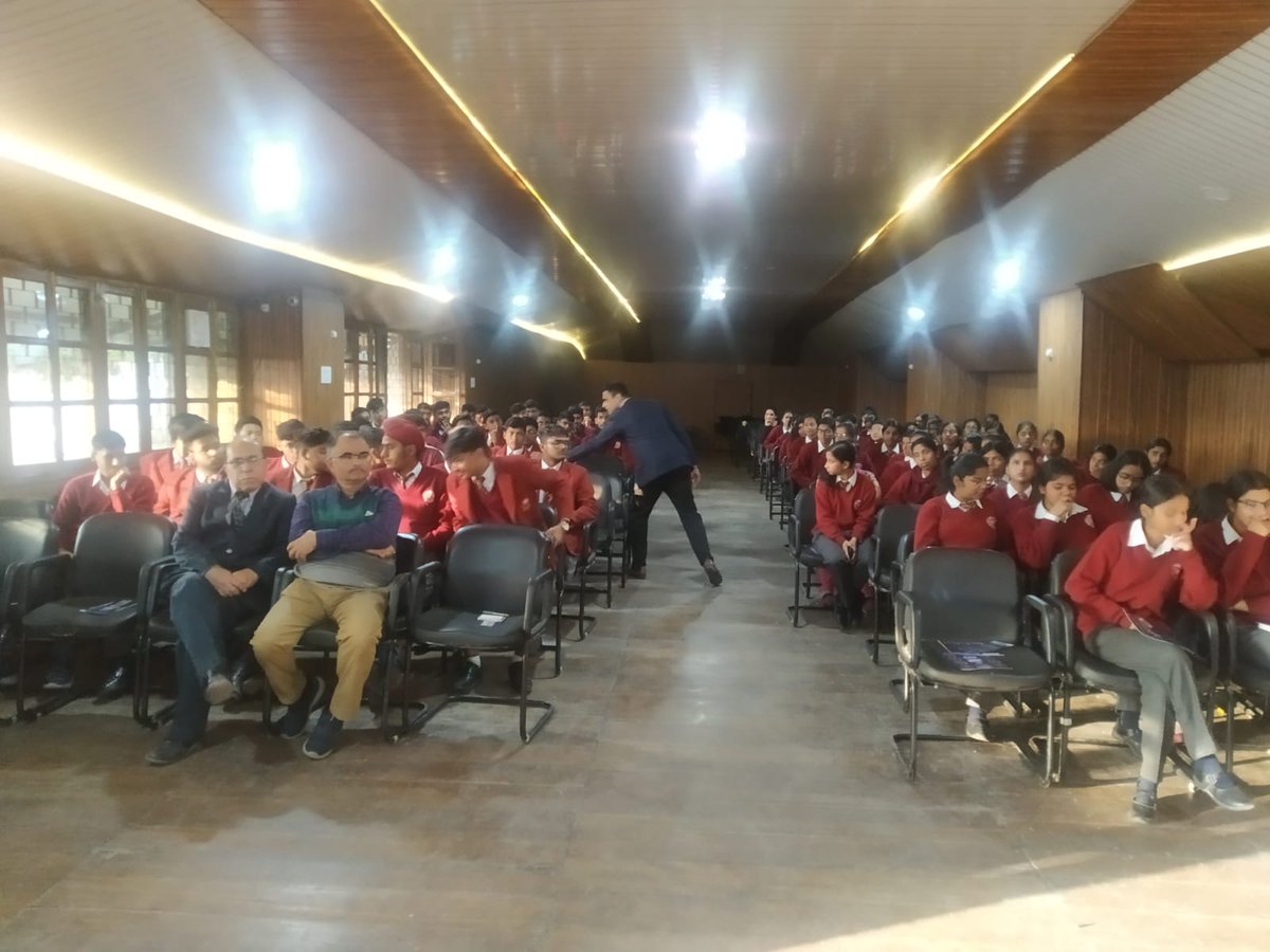 Seminar on "Hospitality Industry" conducted by Mr Sanjiv of International Institute of Hotel Management, 
Dehradoon was held in OGBS on 1st Nov'2022.  Students of class 10, 11 and 12 were counselled about the career opportunities by the speaker in the seminar. Some Glimpses: