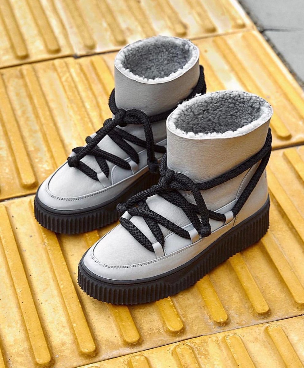 esneakers_eu's tweet photo. Worldwide shipping 🌎
#Sneakers #Moda #SneakersPoland #Warszawa #Ukraine #Brand #SneakersUkraine #BabylonPoland #uggs #CUSTOMIZATION #esneakers #esneakerseu #usa #shopping #shoppingonline #women https://t.co/ooFQqTszqu