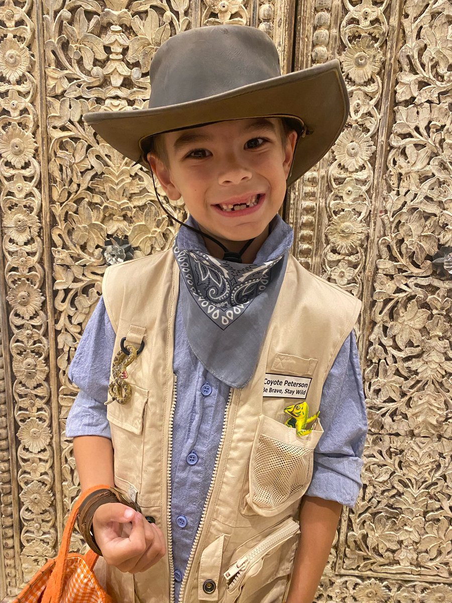ericlodge's tweet photo. @COYOTEPETERSON Happy Halloween from one of your biggest fans! https://t.co/MnNd0KkXNJ