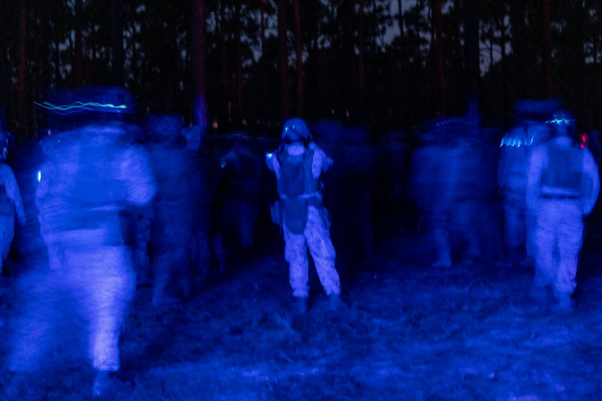 MARFORCOM's tweet photo. #Marines w/ @2dMarDiv, conduct a live-fire range during a #MCCRE on @camp_lejeune, N.C. MCCRE evaluates the unit’s #combatreadiness to prepare for future #deployments.
(#USMC photos by Cpl. Karlhendrix Aliten)
#WeHaveTheWatch #HomelandDefense #MarineCombatArms #EveryDomain https://t.co/ZFms5uAvXw