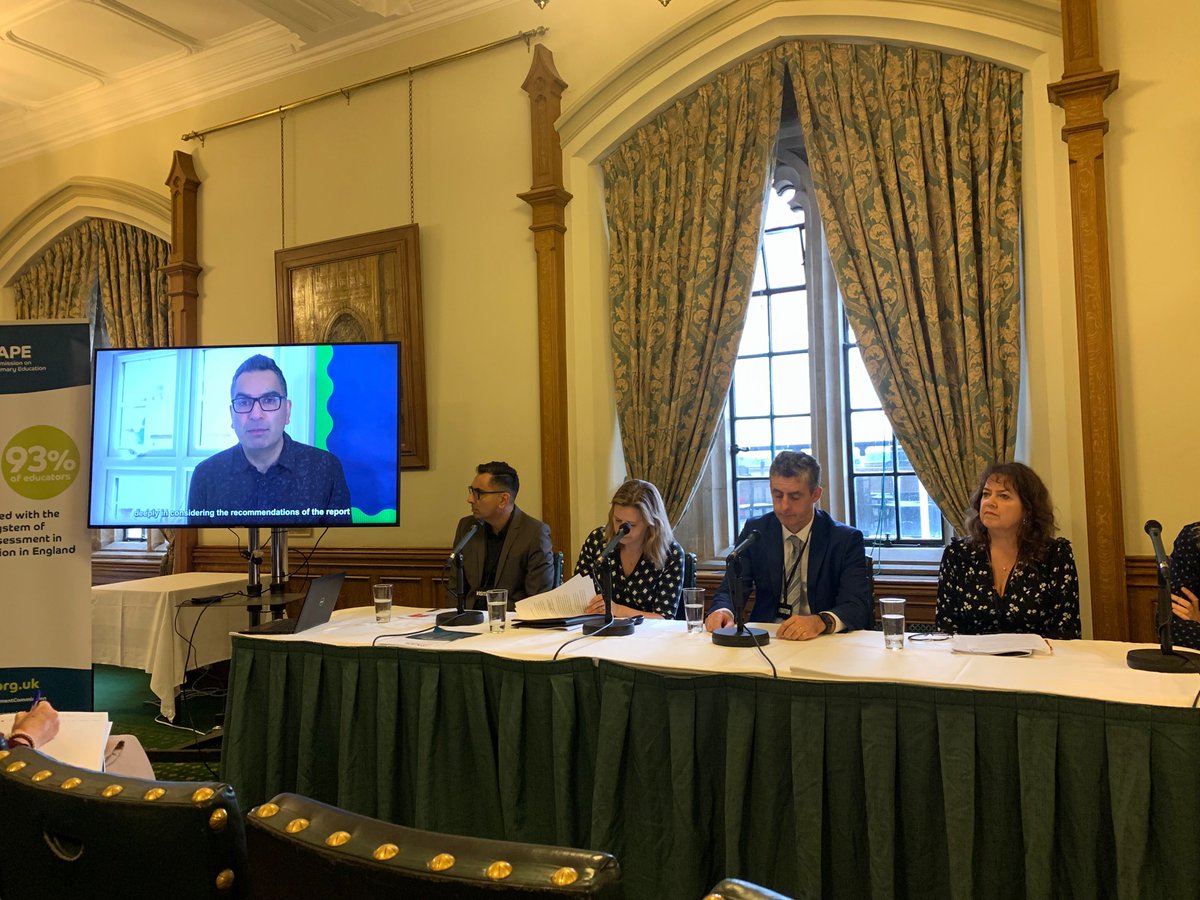 LizzieRobinson3's tweet photo. Great to be at launch of
#icape commission on primary assessment - @Thinkingschool2 on film and real life too 🤩
@primarycommiss1 @LucasLearn proud work of @_bigeducation @SurreySqSchool contributed richly to the report https://t.co/TcjtMQouPf