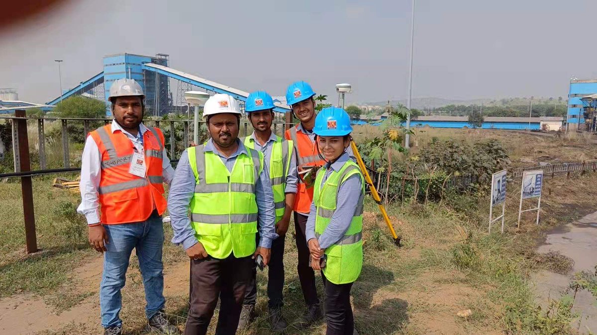 SatLab #GNSS receivers are working on projects for a public sector company in #India.
The RTK is well-prepared for the most demanding conditions and promises to provide #surveyors accurate GPS data in real-time.
satlab.com.se/product-catego…
#satlab #surveying #stakeout