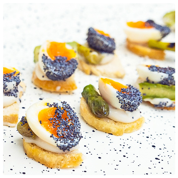 Cooks_Partners's tweet photo. Truffle scented crostini with quail eggs, asparagus, parmesan cream and toasted poppy seeds . . .

#BespokeEvents
#CorporateCaterer
#EventsProfs
#EventDesigners
#Foodie
#LondonCaterer
#LondonEvents
#LondonVenue
#LondonWeddings
#MenuConsultation
#SeatedEvents

@Cooks_Partners https://t.co/ZMDrJT2CMR