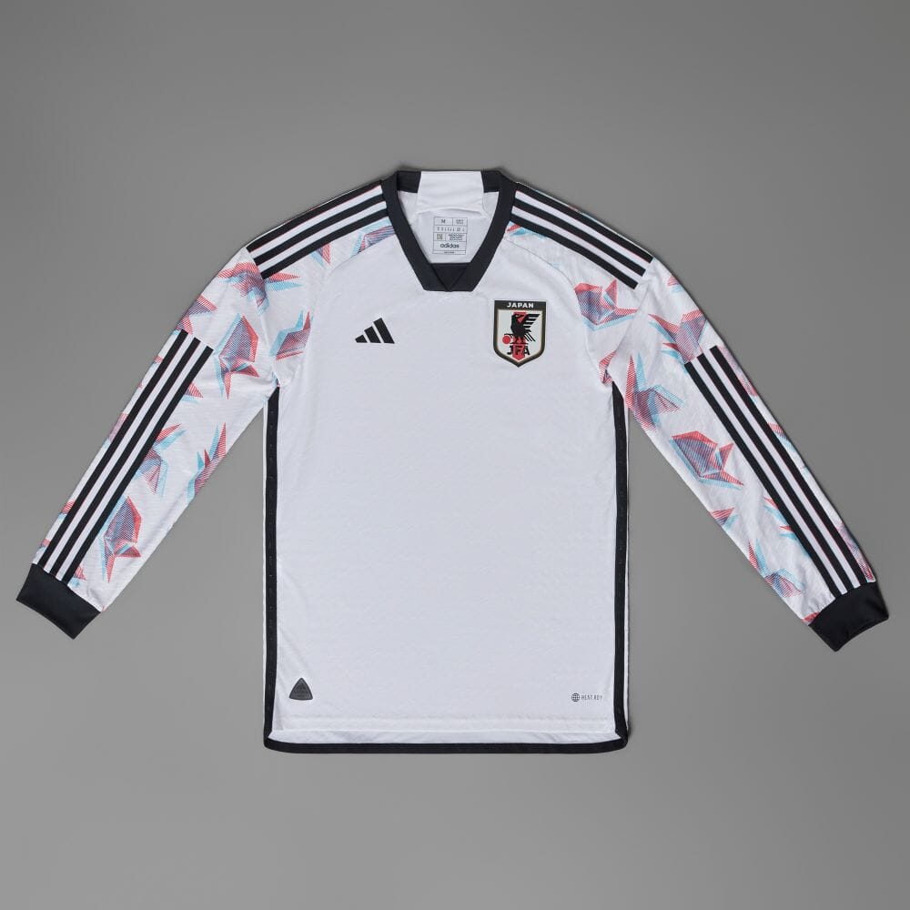 Appear to have a LONG sleeves AUTHENTIC 2022 Japan AWAY shirt in