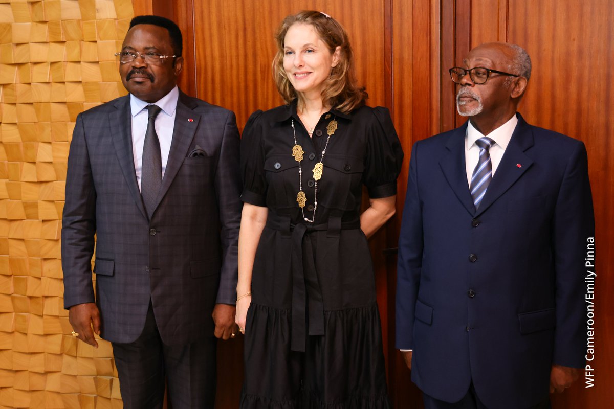 WFP_Cameroon's tweet photo. #Cameroon🇨🇲

Day 3 of HRH @PrincessSarahZR visit to Cameroon

Audiences continue with Gov't officials as the delegation is set to meet @MinsanteCMR, @MINEDUB and @CameroonPm237 

Effective partnerships for #ZeroHunger, #GenderEquality &amp; empowerment

#TuesdayTeaser https://t.co/z1RK8aCLBm