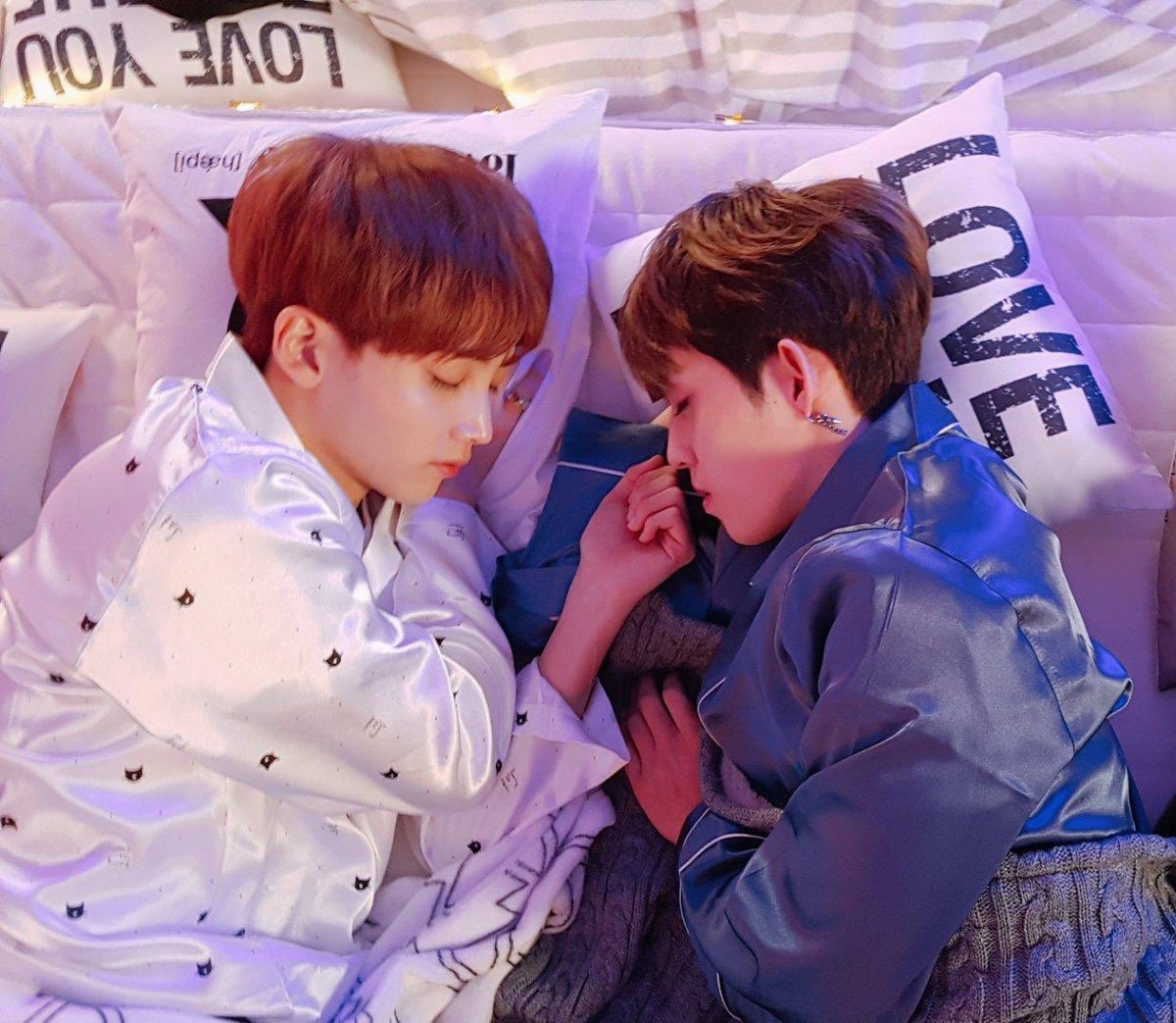 Happy 5th, angel ko. Thank you for staying with me through my ups, and especially my downs. I know I haven't been up and present lately, but thank you for being patient with me. I love you.