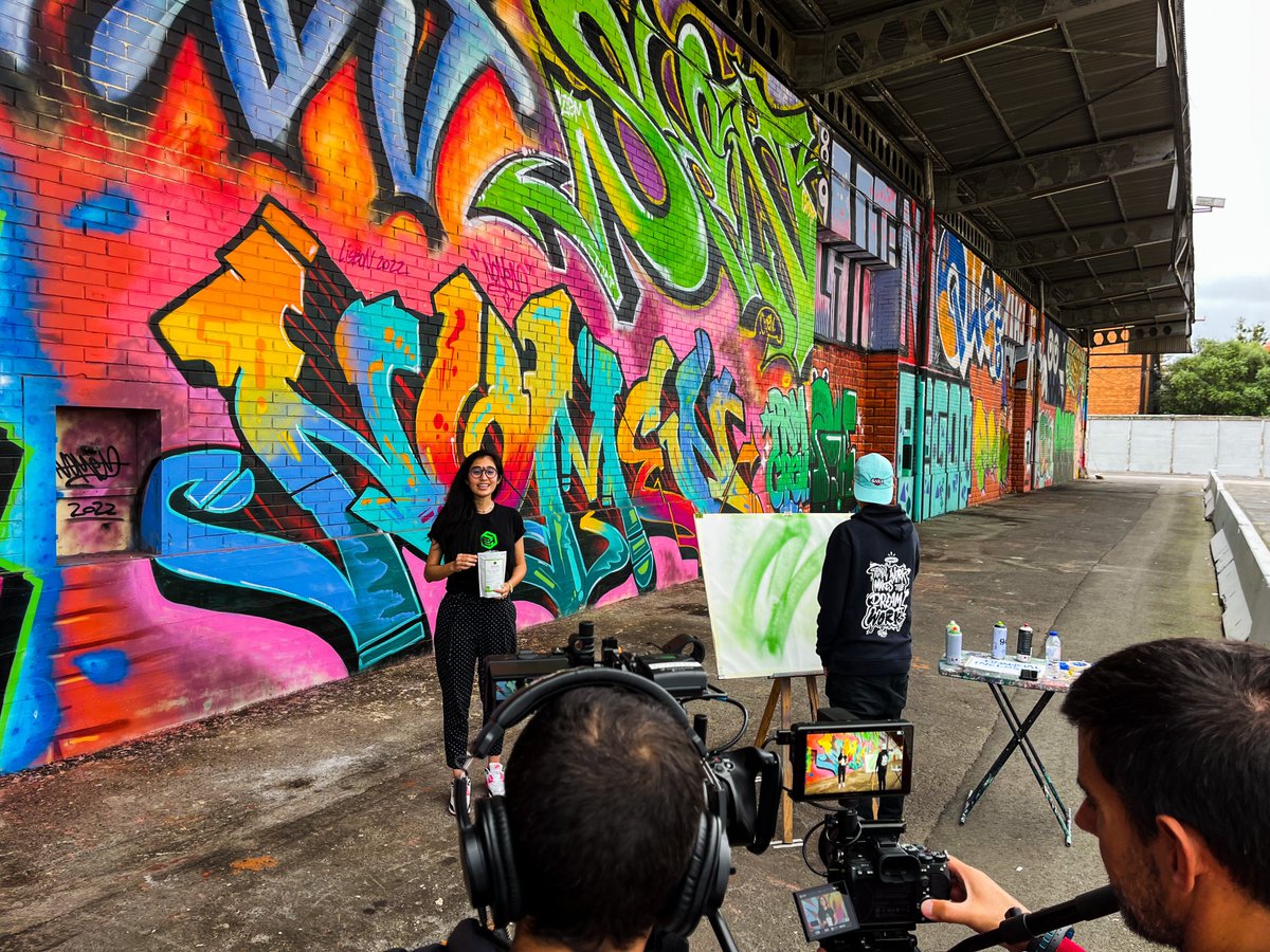 EIB's tweet photo. They’ve pitched in a moving elevator, competed against a fado player or biked along the Tagus.
This year, the stakes are even higher as startups have to deliver their pitch before Portuguese street artist Dish finishes his canvas.
#EIBPitchingChallenge #WebSummit https://t.co/BVhrnCvv2h