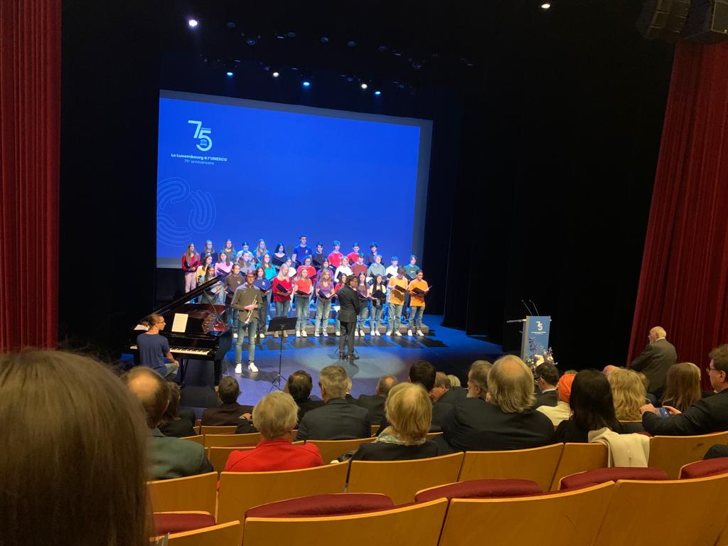 Maison_Shalom's tweet photo. #Maggy fondatrice &amp; Maria,VP @Maison_Shalom étaient invitées à célébrer 75ans d'adhésion du #Luxembourg @UNESCO_fr en présence de la Grande-Duchesse Maria Teresa et la marraine de l'Ecole Ste Anne de #Kigali pr laquelle elles ont plaidé pour être une école associée de l’UNESCO. https://t.co/dQebIw5wPg