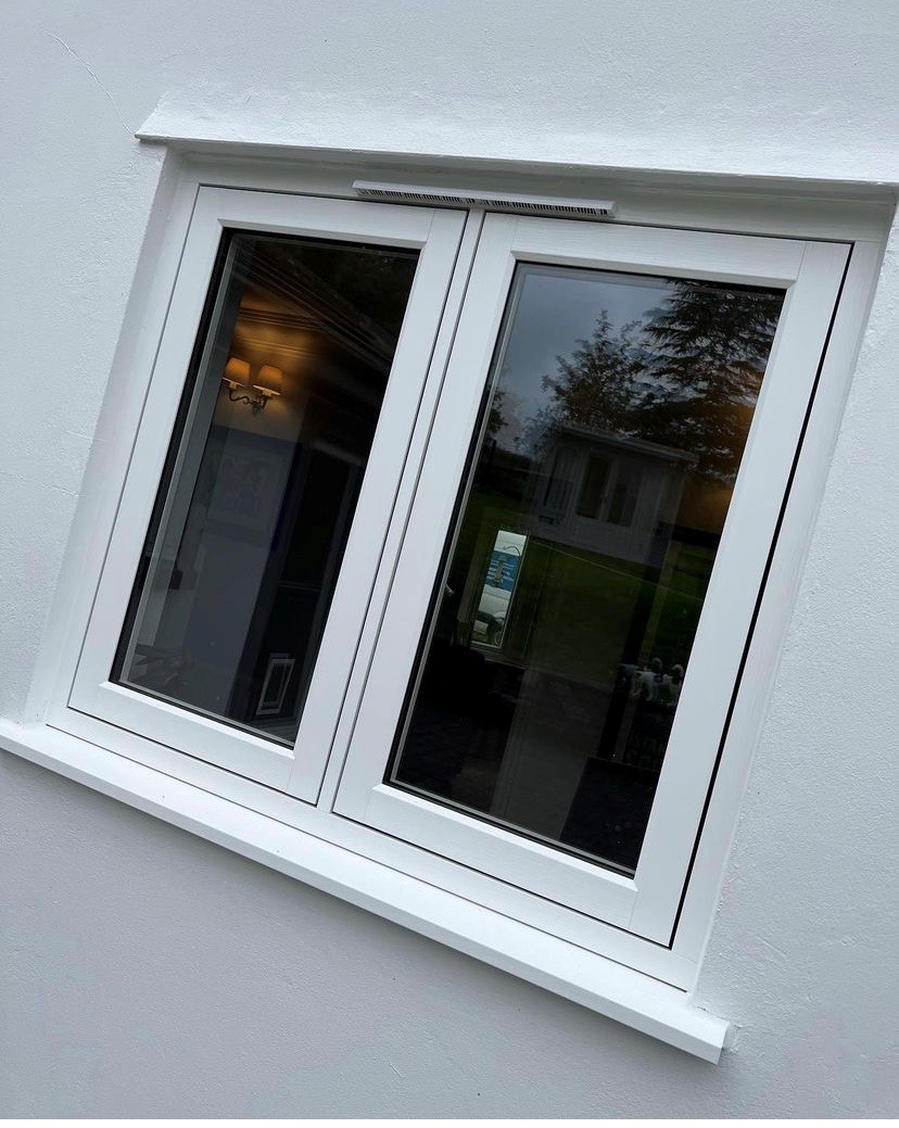 residence9's tweet photo. Residence 9 in Grained White - the true classic ❤️
🛠️Thank you for sharing @mcdermottwindow
Start your #myresidence journey https://t.co/pVtYEjY7sS
#residencecollection #timberalternativewindows #grainedwhite https://t.co/36Q7IcettD