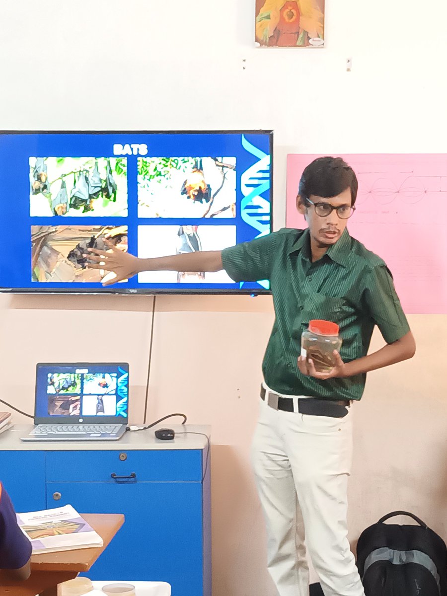 BaheerathanM's tweet photo. #InternationalBatWeek went well with some regional outreach with school students in Kerala along with @proteusiisertvm & @Anvesha_IISER
Thanks to brilliant illustrations by Labonie Roy & translators, more regional language outreach are OTW. follow 🧵
@BatConIntl
@BEElab_iisertvm https://t.co/o2GFLkQAow