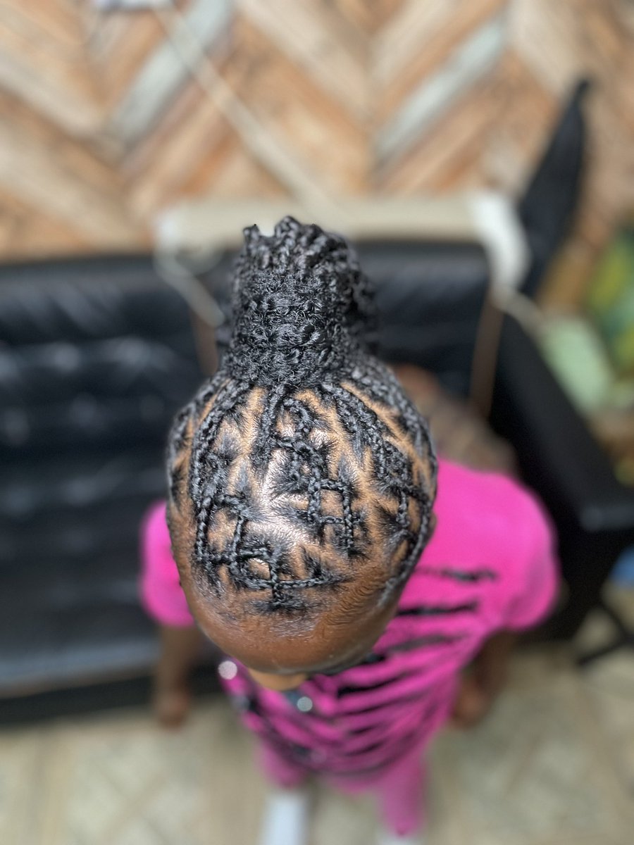 mawsbraid's tweet photo. October Braids Dump.

▪️▪️▪️▪️▪️

#braids #mawsgang #mawsbraid #braiderinaccra #braidsinghana #boxbraids #cornrows #twistbraids https://t.co/Uto9BT60Rx