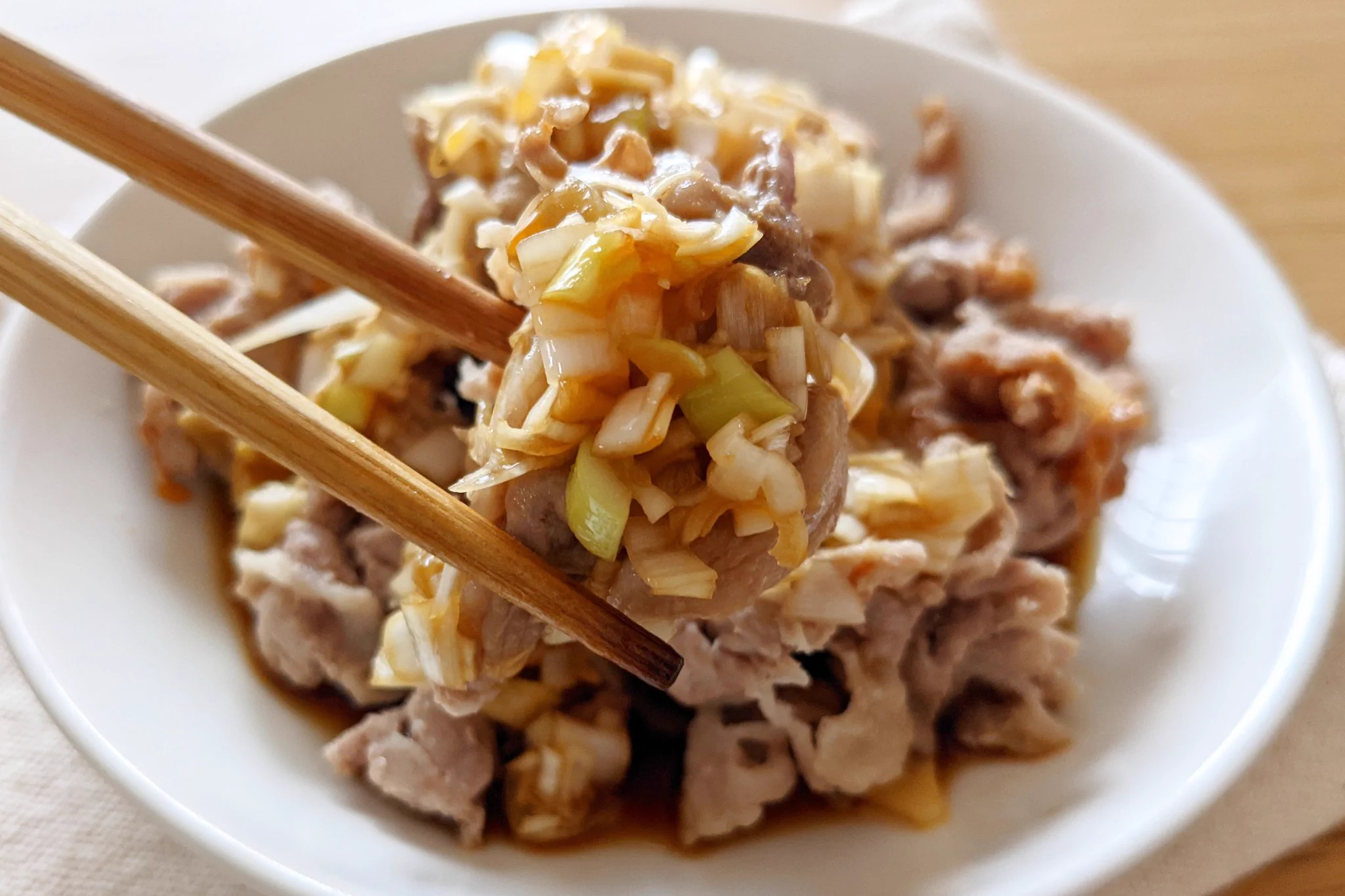 やみつき「よだれ」シリーズ！レンジでできる「よだれ豚」。