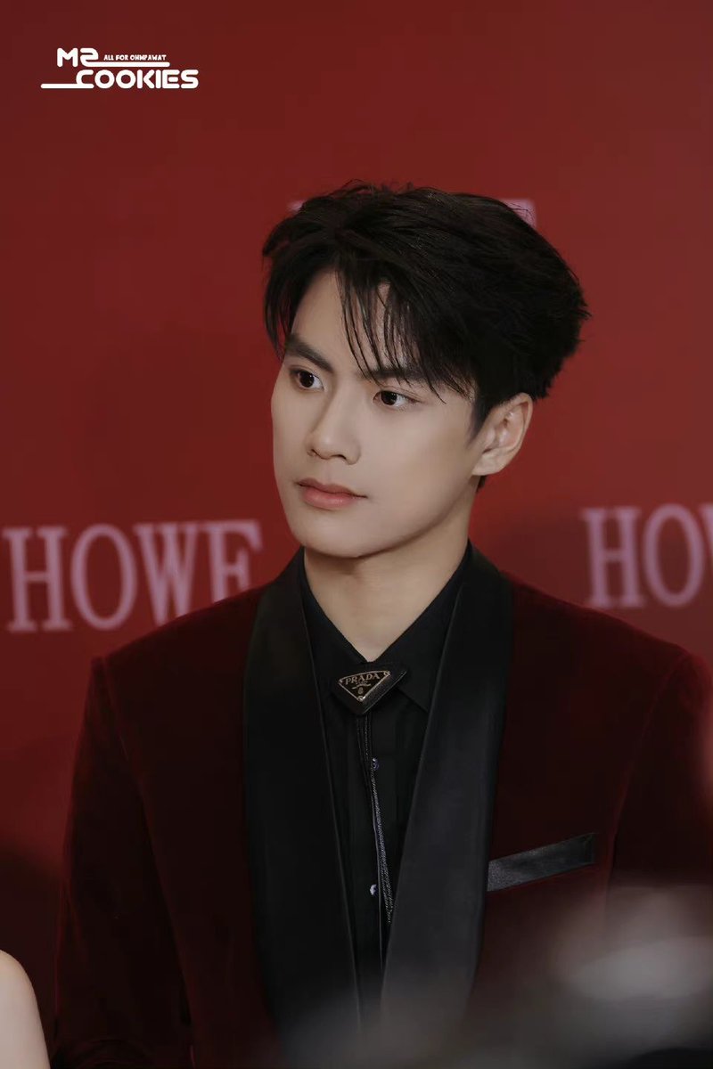 cookies_m2's tweet image. If l had a single flower for every time l think about you . l could walk forever in my garden🌹

OHMPAWAT HOWEAWARDS
#HOWEAWARDS2022 
@ohmpawatt #ohmpawat