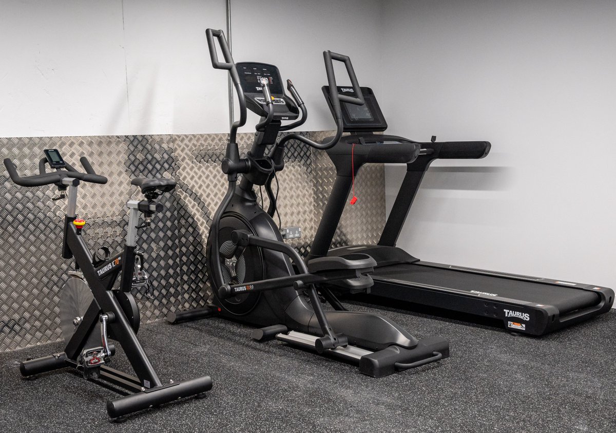 northspring_lds's tweet photo. At Northspring, #workplacewellbeing is at the heart of everything we do.

Whether that's grabbing fresh air on The Deck, an early morning workout in The Park, or cycling to work and using our bike storage, our facilities allow your staff to stay healthy, happy &amp; motivated🚲 🧘 https://t.co/3tUjSK394N