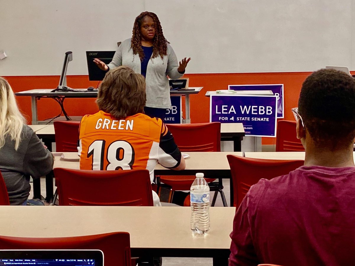 CortlandDems's tweet photo. Lea Webb 'Gets the Vote Out' with the SUNY Cortland Young Dems at Moffett Center on October 31, 2022. @leawebbforny https://t.co/TPStop06fQ