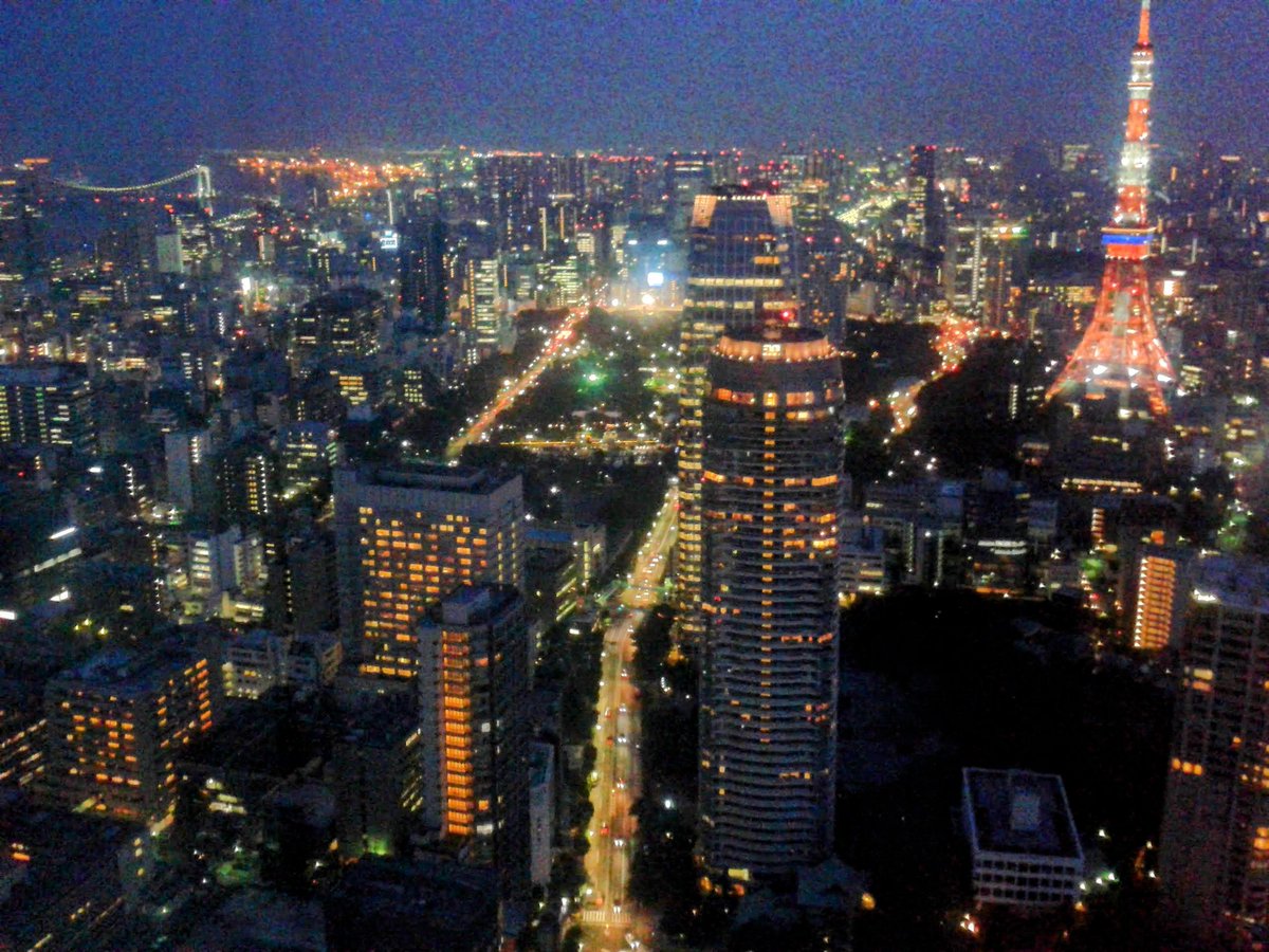 simon read tweet media