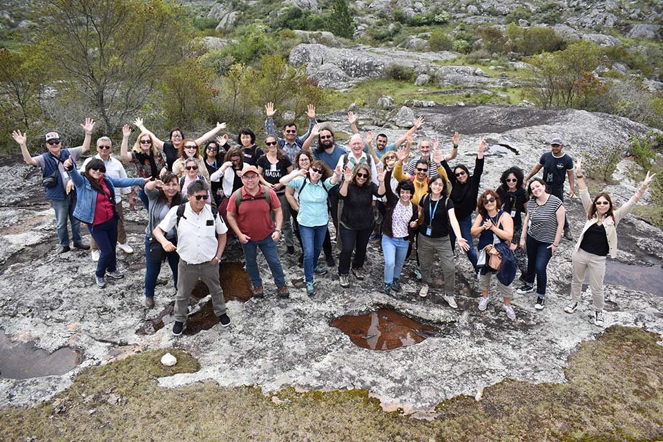 BeovideLaura's tweet photo. Nos despedimos del CLASMAC 2022!! San José, Uruguay. Agradecemos a todo el equipo que hizo posible este congreso Latinoamericano de Arqueometría, Arte y Conservación del Patrimonio Cultural! Se disfrutó del intercambio científico y la formación! #clasmac https://t.co/JorQfjE1W9