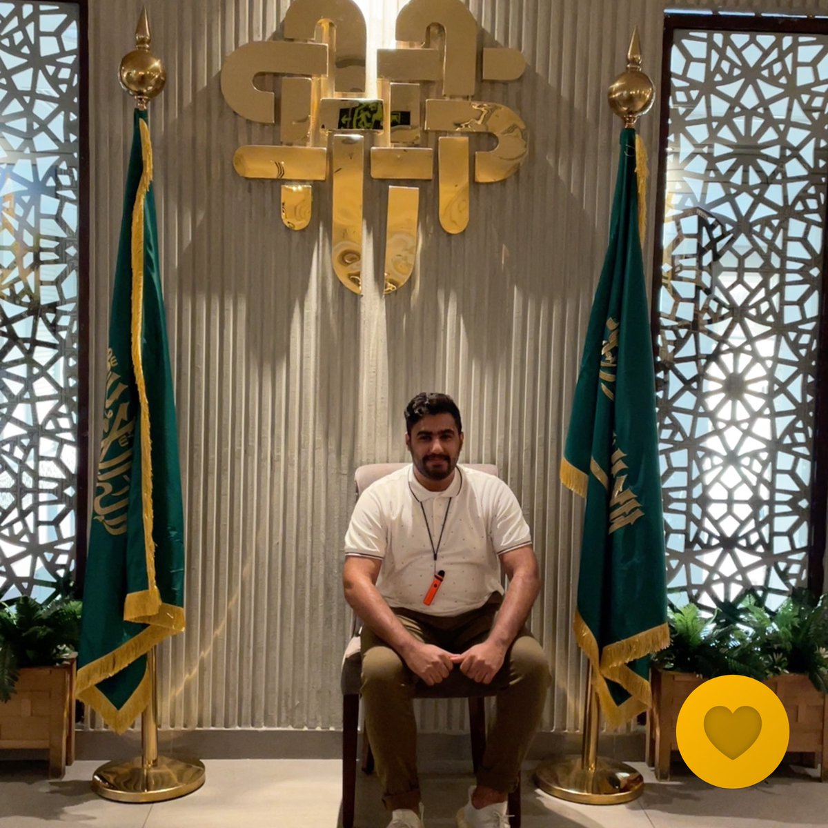 M38d_1's tweet photo. Birthday boy🥳🤍
اتمنى تكون سنة مختلفة، مليانه تحقيق أماني وانجازات. https://t.co/RiAPZX5WPv