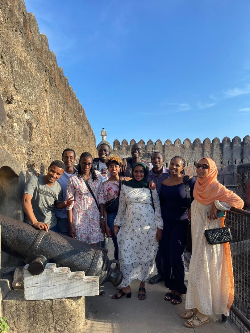 Mwadena003's tweet photo. 💪 In this, I engaged #GenderExperts through informal engagements to connect @_ICEPCVE Network members, promoting their well-being collectively, and providing opportunities for outdoor social gatherings, mutual engagement, and connection with nature.
@AustrianDev @DrKinyanjui https://t.co/HqCgqYdiLe