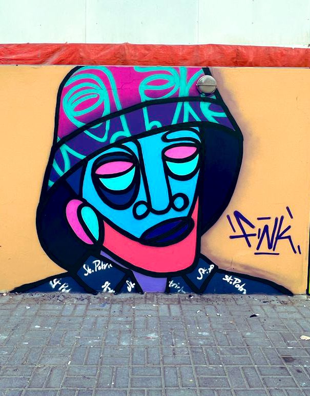 TheFinkers's tweet photo. Another street art paint session, another Finker comes to life! In Dubai again this time, sporting the @fink22_ bucket hat! 

@withopen3 #nft #fink22 #thefinkers #withopen3 https://t.co/3rFc4WOXmi