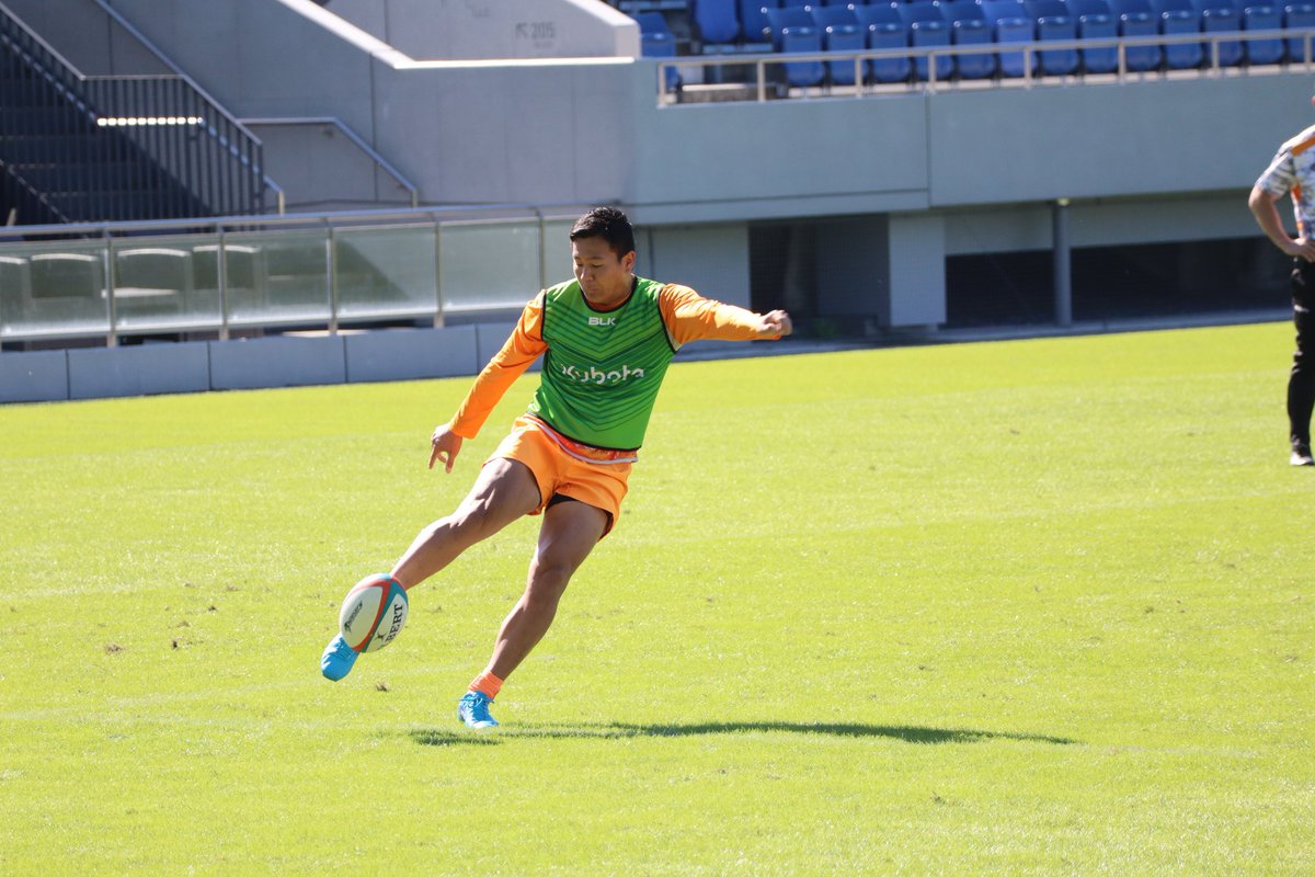 vqgmuVVYfY1a2yN's tweet image. vs RED XV戦より
岸岡選手のキックの瞬

#ベストショット
#クボタスピアーズ
#SpritSecond
#瞬
#岸岡智樹
#ラグビー