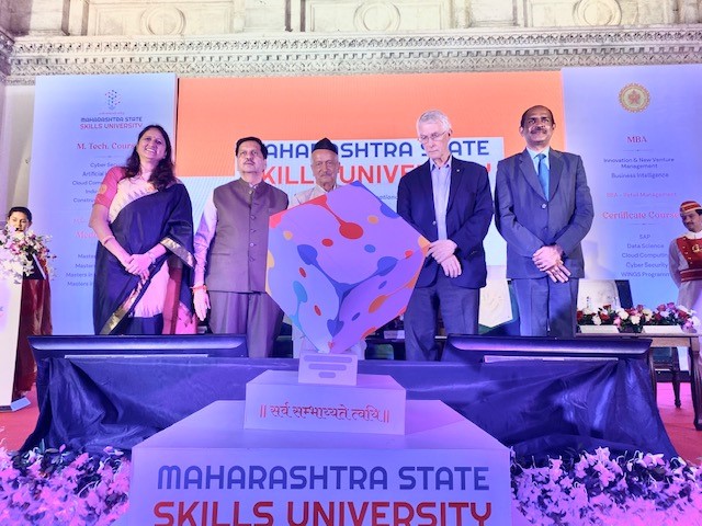 nzhays's tweet photo. Happy to be invited by Prof (Dr) Apoorva Palkarto to join the “Academic Launch of Maharashtra State Skills University” here in Mumbai. The launch was presided over by Hon. @BKoshiyari - Governor of Maharashtra State. New Zealand G2G has signed a MoA with the MH Skill Development. https://t.co/NFFCsENVsq