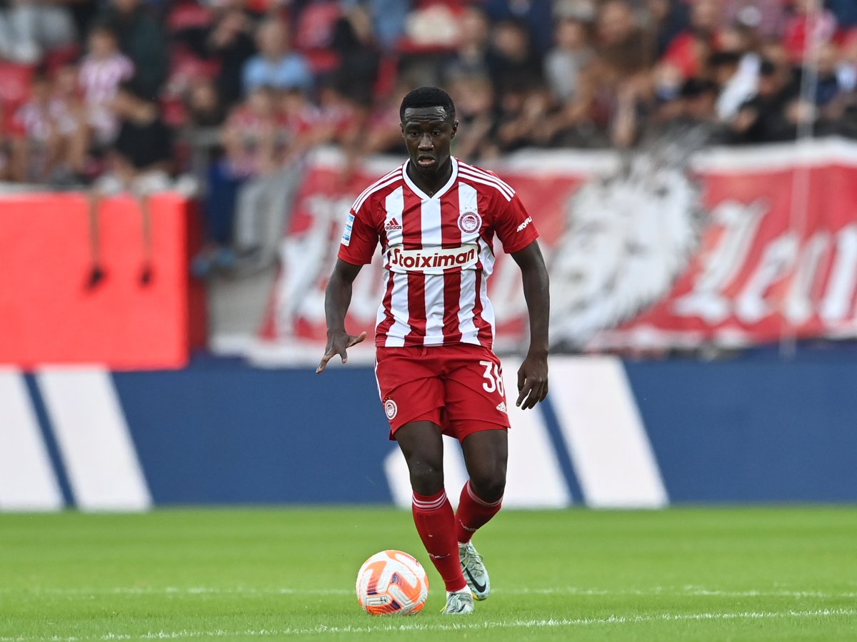 olympiacosfc's tweet photo. 100% συγκέντρωση! / 💯% #Focus! 🔴⚪
#Olympiacos #Samassekou #Mali https://t.co/OQ56dygXke
