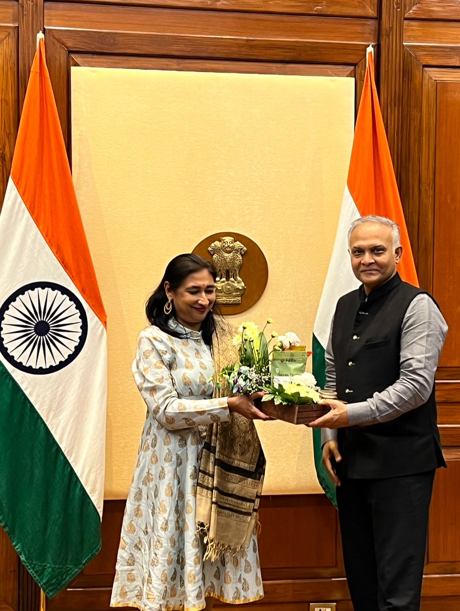 Valuable conversation with <a href="/anita_bhatia1/">Anita Bhatia</a> Deputy ED UN Women and her colleagues. No narrative is complete without a gender-check. India willing to share its Women in Development story.
<a href="/IndianDiplomacy/">Indian Diplomacy</a> 
<a href="/MEAIndia/">Randhir Jaiswal</a> 
<a href="/IndiaUNNewYork/">India at UN, NY</a> 
<a href="/UNinIndia/">United Nations in India</a> 
<a href="/unwomenindia/">UN Women India</a> 
<a href="/ShombiSharp/">Shombi Sharp</a>