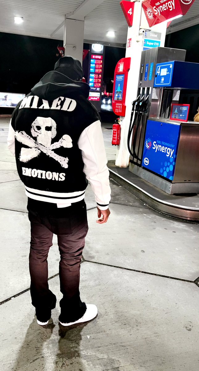 🏴‍☠️