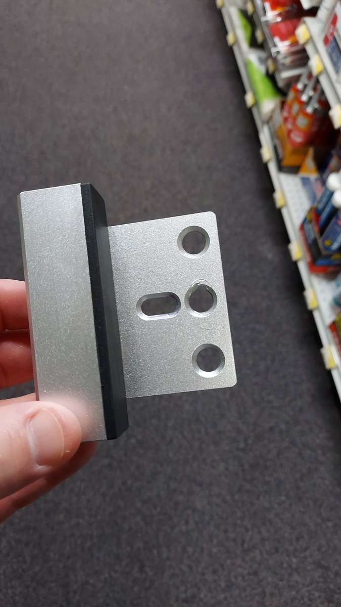 Thanks4TheMemories tweet media