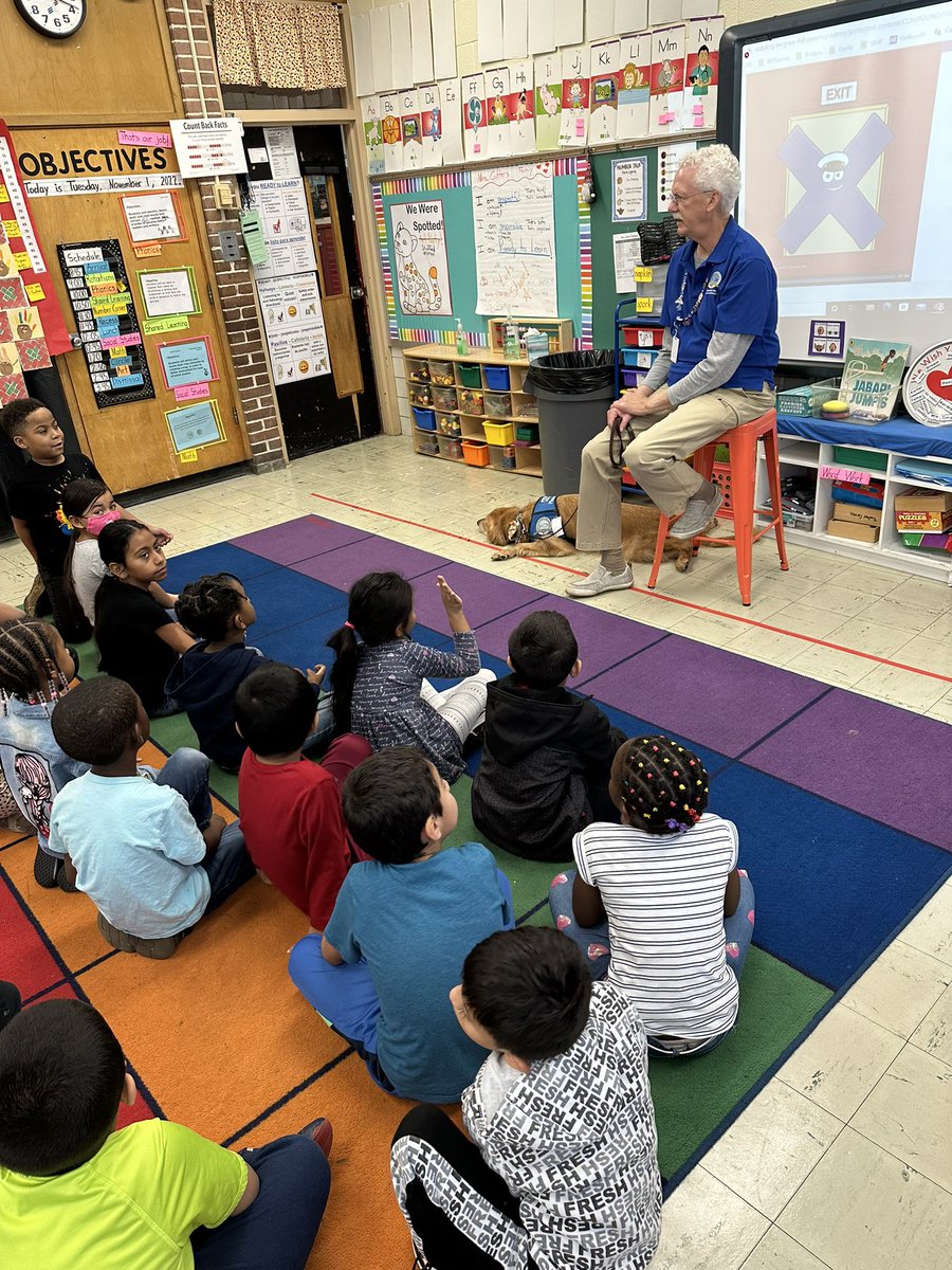 Our first visit of the year from Kezia the comfort dog! <a href="/JohnnycakeElem/">JohnnycakeElem</a>