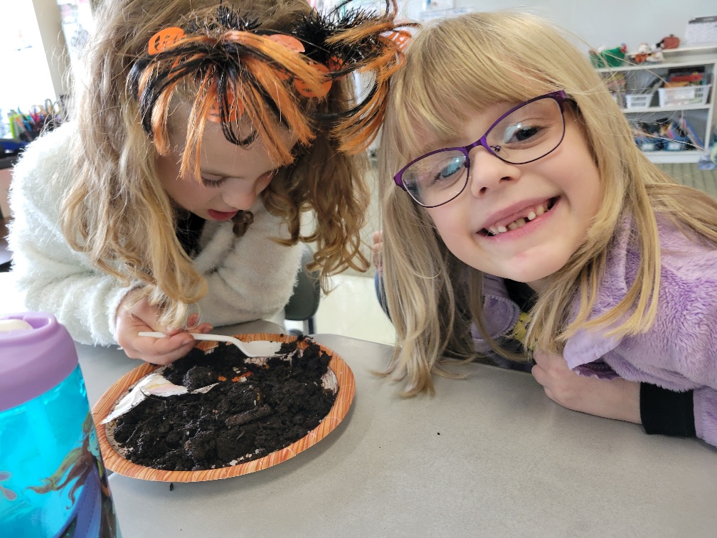 Mrs. Etzel tweet media