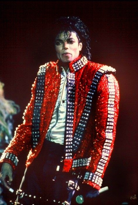 RodriguezNalena's tweet image. Thriller Bad Tour.
#MichaelJackson #Thriller40 #ThrillerChallenge #MJFam