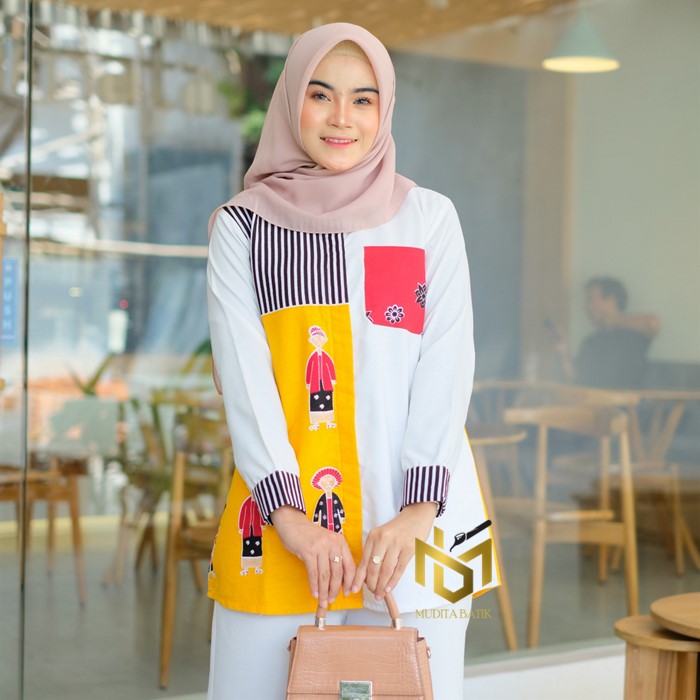 rafiah_ping's tweet photo. Blouse batik modern batik kece buat kerja 
https://t.co/fbzEAiHIgZ https://t.co/zBhwtlmSR7