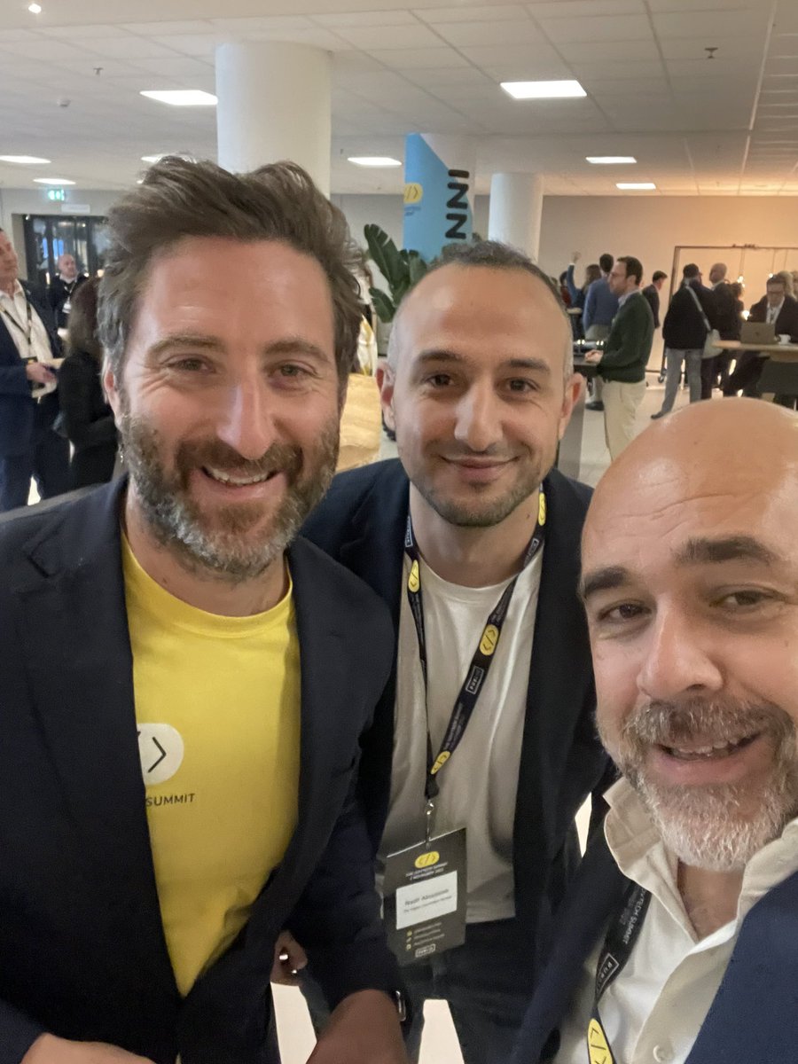 Good vibes at the <a href="/SommetGovTech/">The GovTech Summit</a> <a href="/DanielKorski/">Daniel Korski</a> #nadir #govtechsummit