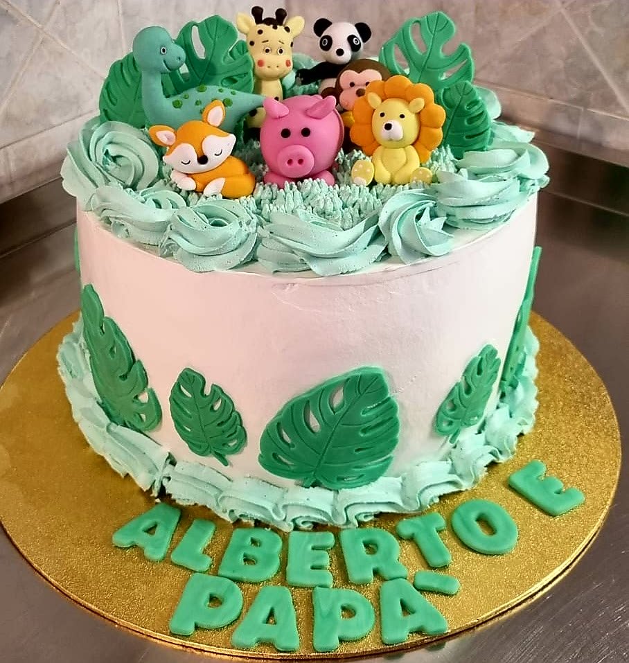LaCucinadiGioia's tweet photo. Zoo Cake Senza Glutine๐๐๐๐
#Alessia #alessiacake #cake #cakelove
#zoocake #1novembre
Zoo Cake Senza Glutine https://t.co/Xif18F7apP https://t.co/YPXjbzyMBf