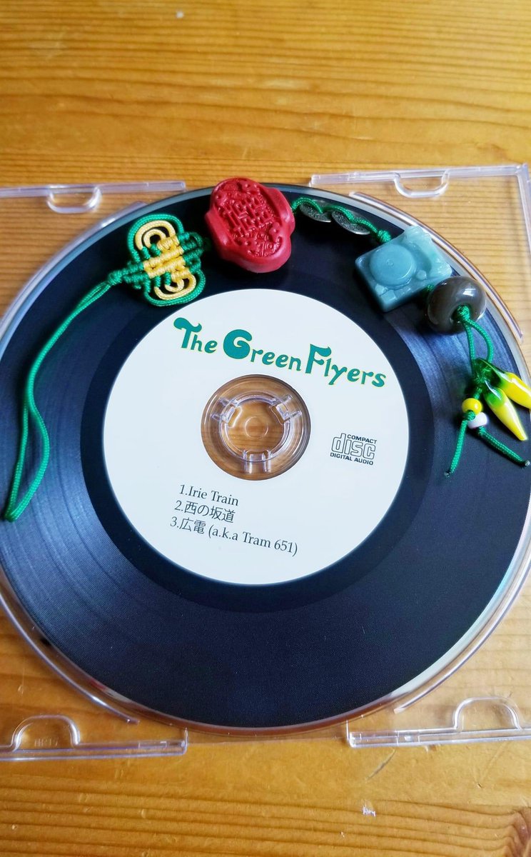 flyers_green's tweet photo. THE GREEN FLYERS
12月のライヴのお知らせですっ❗

12月18日 町田ACT

open18:00
start18:30
出演バンド
THE GREEN FLYERS
The パレッターズ
NEMURERU.

チケット2000円+500円(drink)

年末の慌ただしい中になりますが、皆様是非遊びに来てください🙇✨
宜しくお願い致しますっ🙇✨
＃スカ
#レゲエ https://t.co/XizFDBLBpN