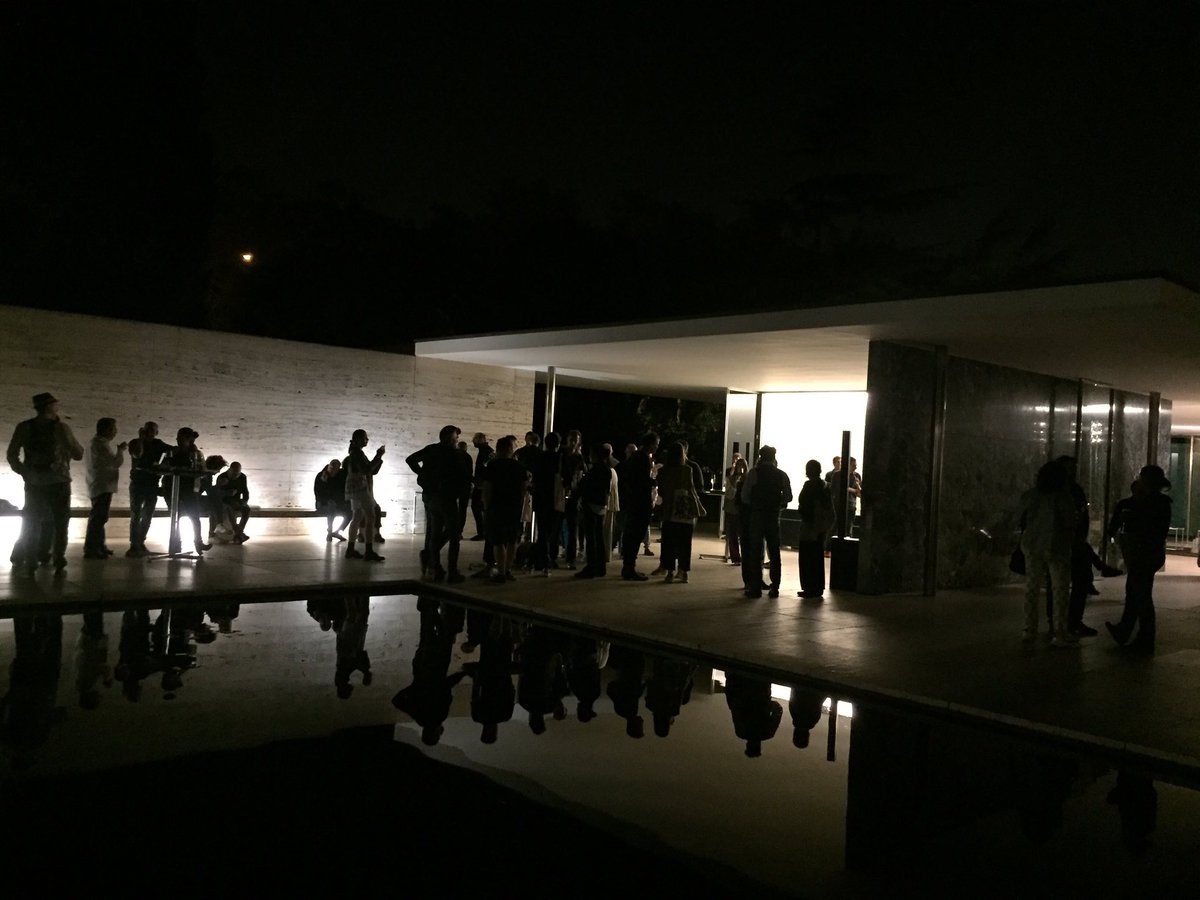 citiesconnect's tweet photo. #sharedlivingspaces final debat and party with @FundacioMies #djtanreb #djcreyf https://t.co/sgnZIjsan7