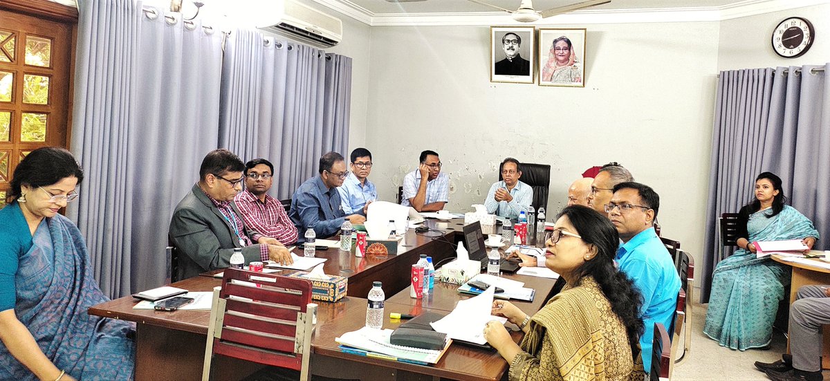 NRP_BD's tweet photo. #PCMT team @NRP_BD arranged a Hight table meeting that chaired by Mr. K M Abdul Wadud, Addl. SecretaryMoDMR and NPCwith the personnel from Inter-Ministerial,PD,APD's &amp; #UNAgencies(@UNDP_BD @Unwomen and @UNOPS ) also 15th JPIC meeting held on 1st Nov.22 at Mohakhali Office. 🇧🇩🇸🇪🇬🇧 https://t.co/tF354uJS3N